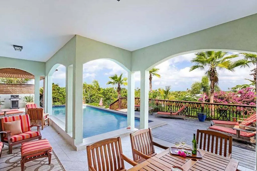 Pelican Paradise Villa - Leeward Beach Grace Bay